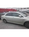 toyota avensis berlina (t25) del año 2004