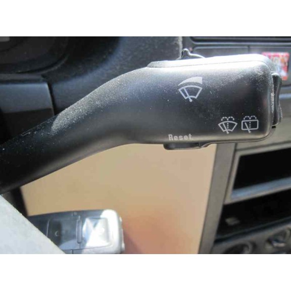 volkswagen golf iv berlina (1j1) del año 2001