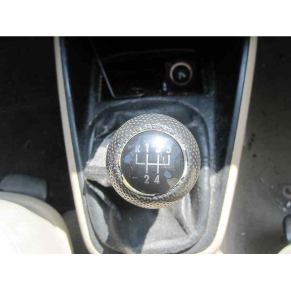 volkswagen golf iv berlina (1j1) del año 2001