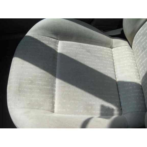 volkswagen golf iv berlina (1j1) del año 2001