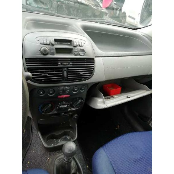 fiat punto berlina (188) del año 2002