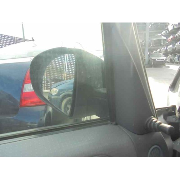 mitsubishi colt berlina 5 (z30a) del año 2004