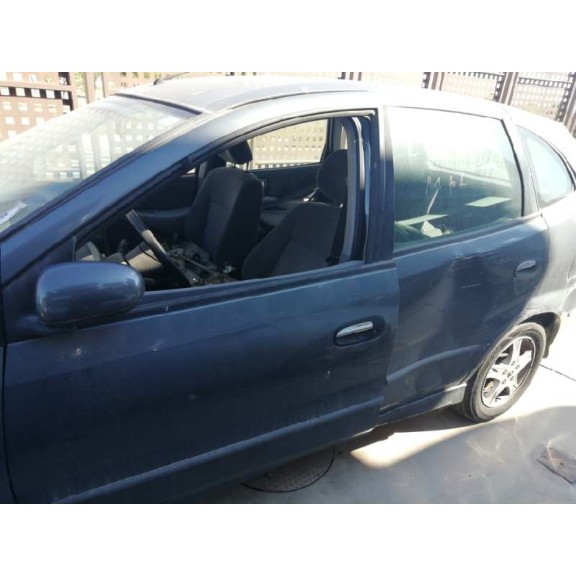 nissan almera tino (v10m) del año 2005