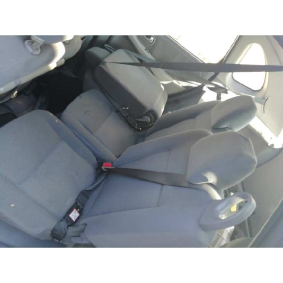 nissan almera tino (v10m) del año 2005