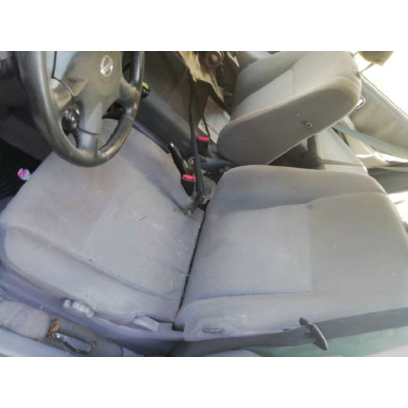 nissan almera tino (v10m) del año 2005