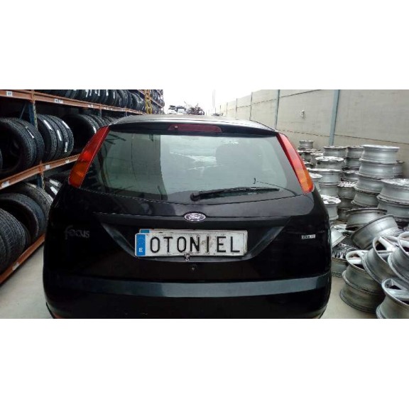 ford focus berlina (cak) del año 2004