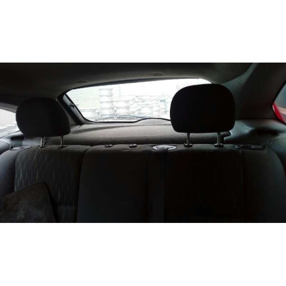 ford focus berlina (cak) del año 2004