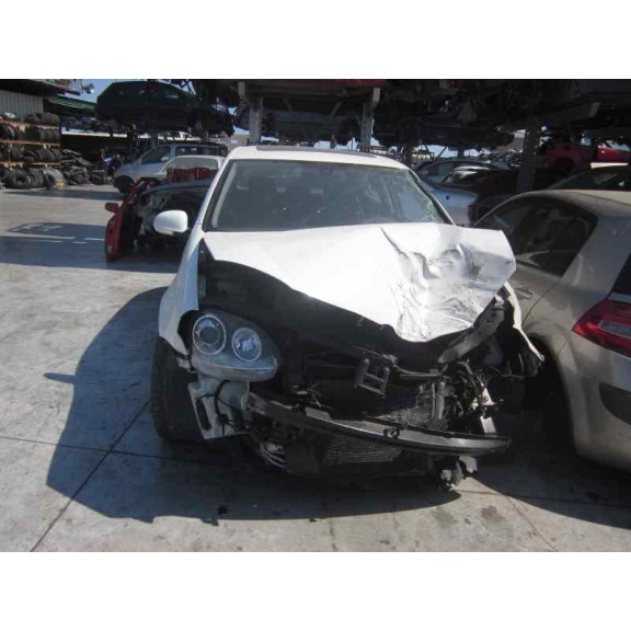 volkswagen golf v berlina (1k1) del año 2007