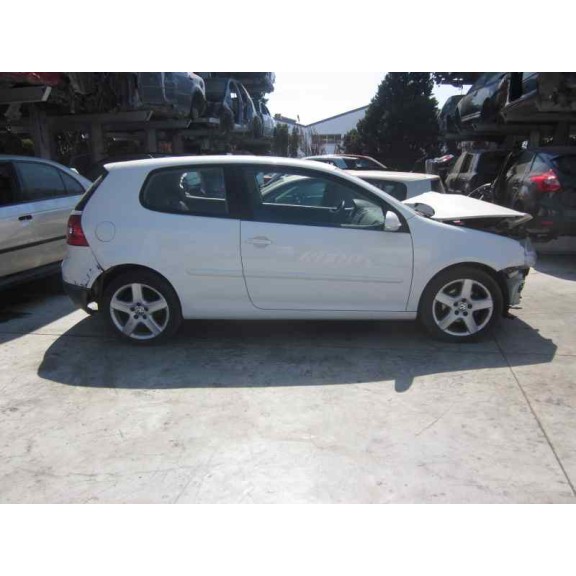 volkswagen golf v berlina (1k1) del año 2007