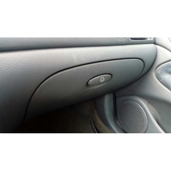 citroën c5 berlina del año 2001