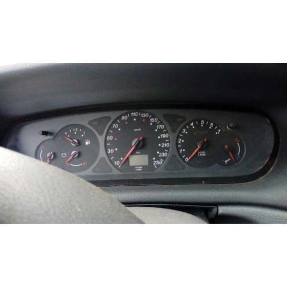 citroën c5 berlina del año 2001