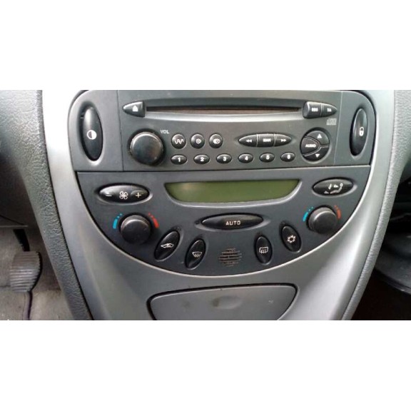 citroën c5 berlina del año 2001