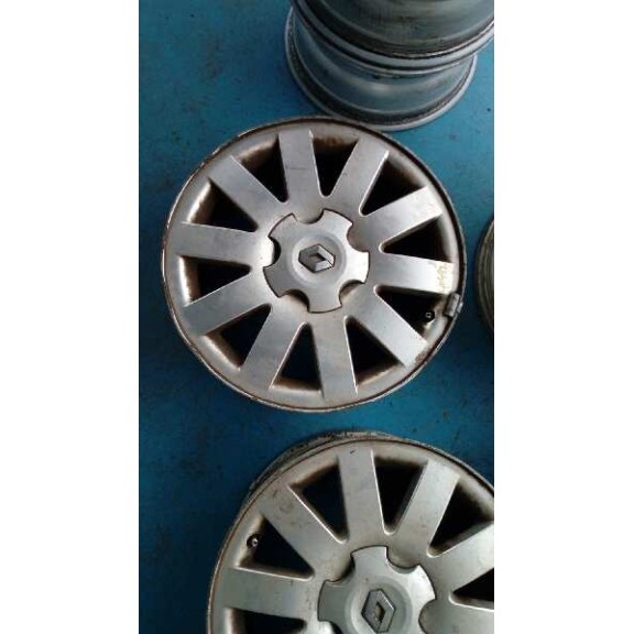 renault laguna ii grandtour (kg0) del año 2001