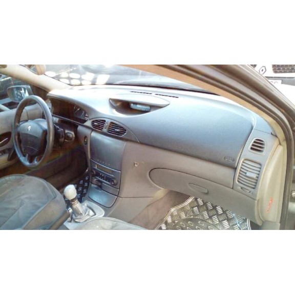 renault laguna ii grandtour (kg0) del año 2001