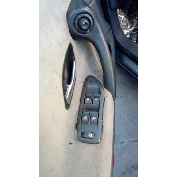 renault laguna ii grandtour (kg0) del año 2001