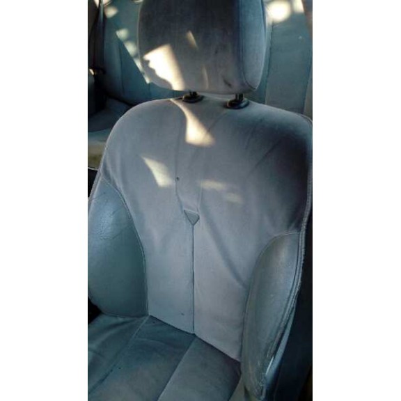 renault laguna ii grandtour (kg0) del año 2001