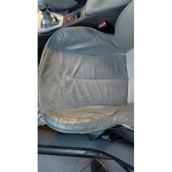 renault laguna ii grandtour (kg0) del año 2001