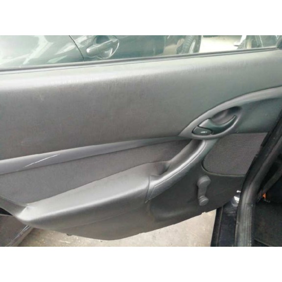 ford focus berlina (cak) del año 2003