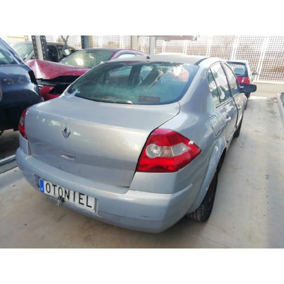 renault megane ii classic berlina del año 2003