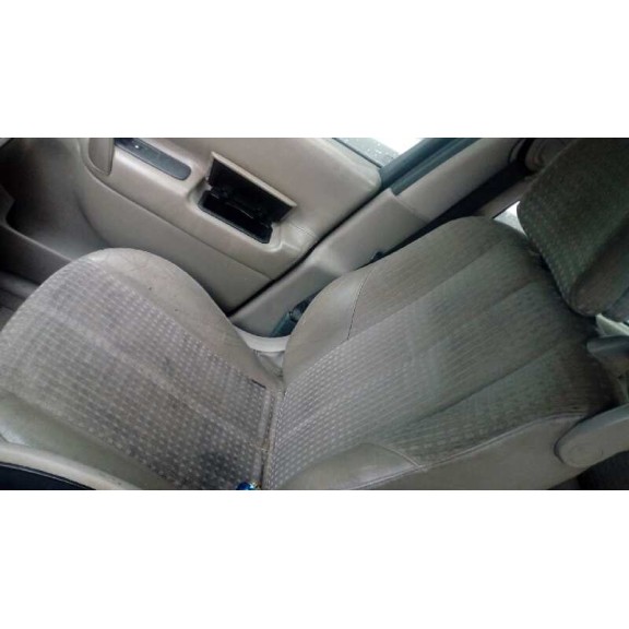 renault grand scenic del año 2004