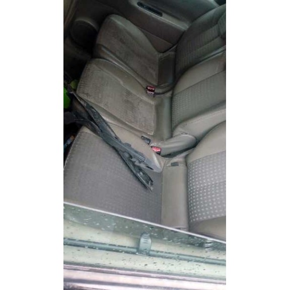 renault grand scenic del año 2004