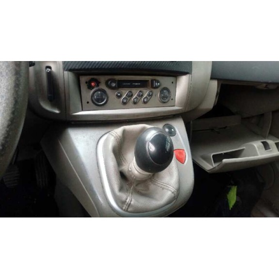 renault grand scenic del año 2004
