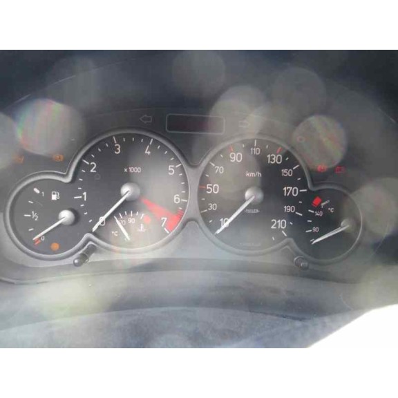 peugeot 206 berlina del año 2002