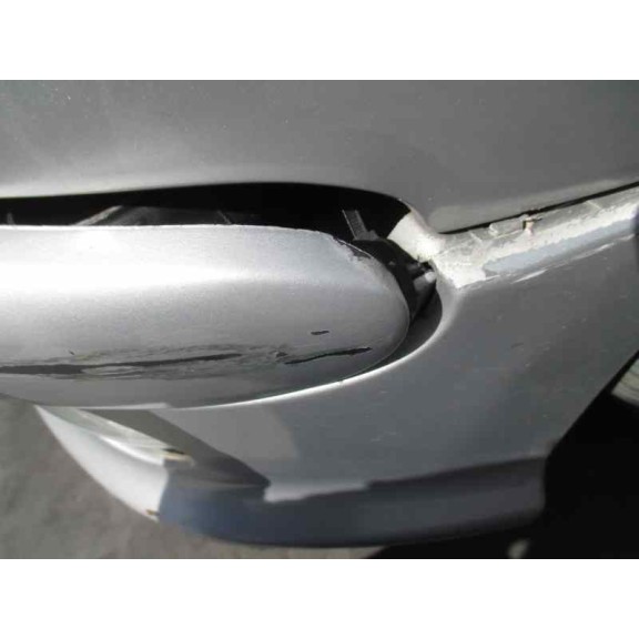 peugeot 206 berlina del año 2002