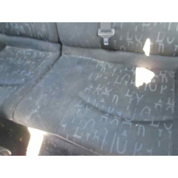 peugeot 206 berlina del año 2002