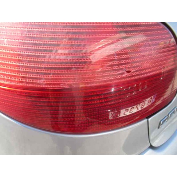 peugeot 206 berlina del año 2002