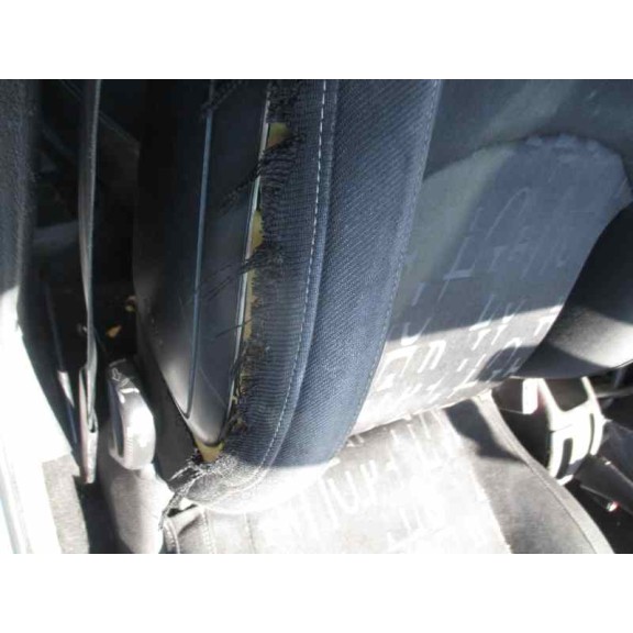 peugeot 206 berlina del año 2002