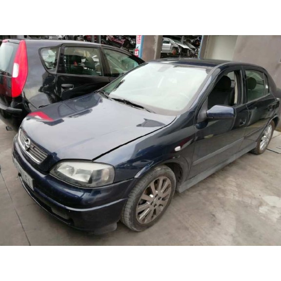opel astra g berlina del año 2002