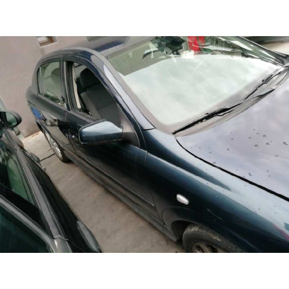 opel astra g berlina del año 2002