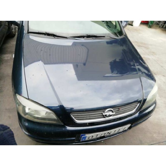 opel astra g berlina del año 2002
