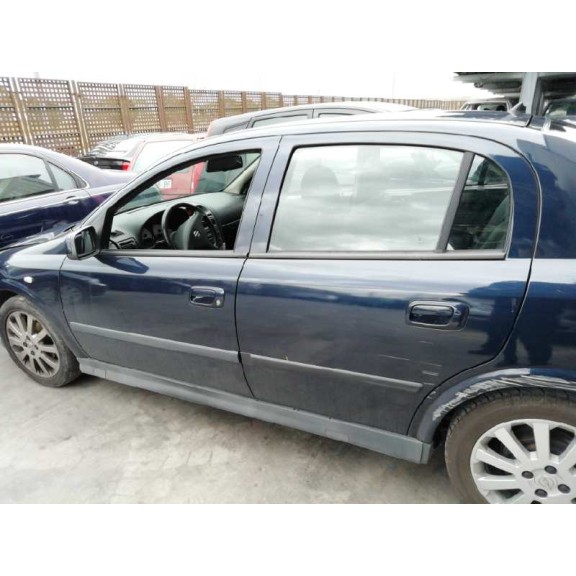 opel astra g berlina del año 2002
