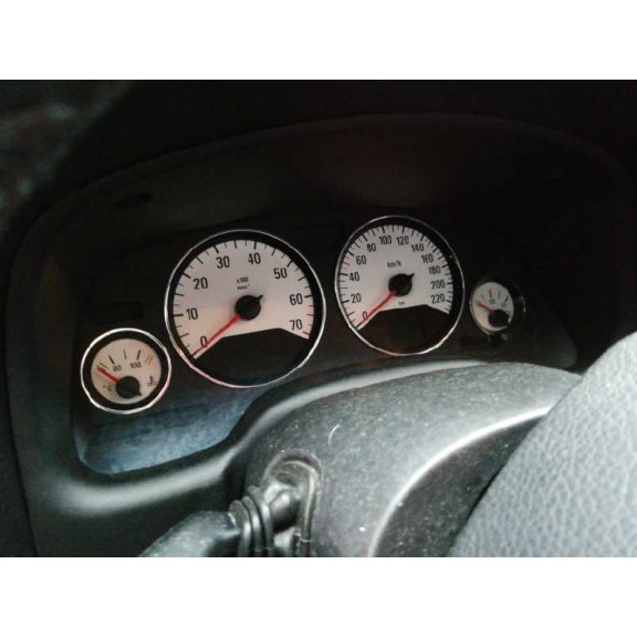 opel astra g berlina del año 2002