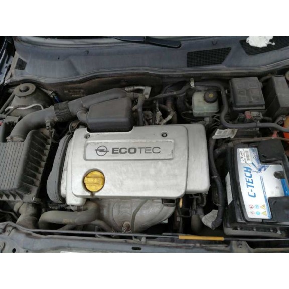 opel astra g berlina del año 2002