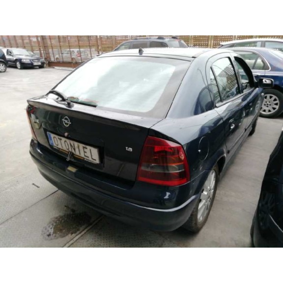 opel astra g berlina del año 2002