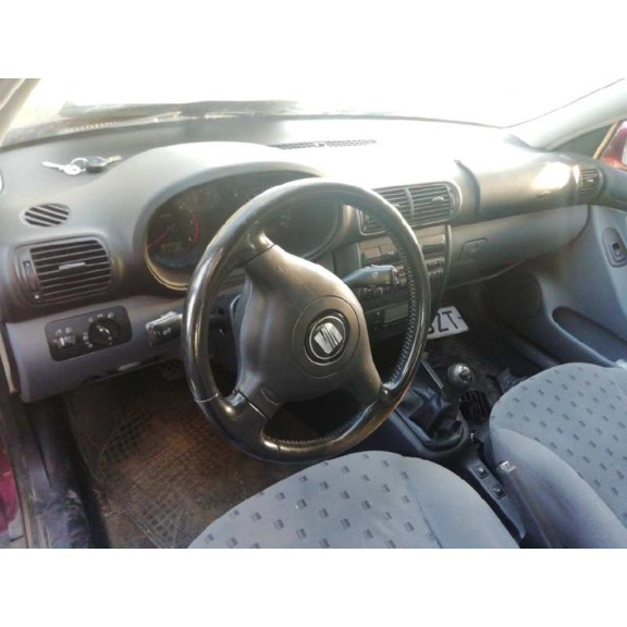 seat toledo (1m2) del año 2002