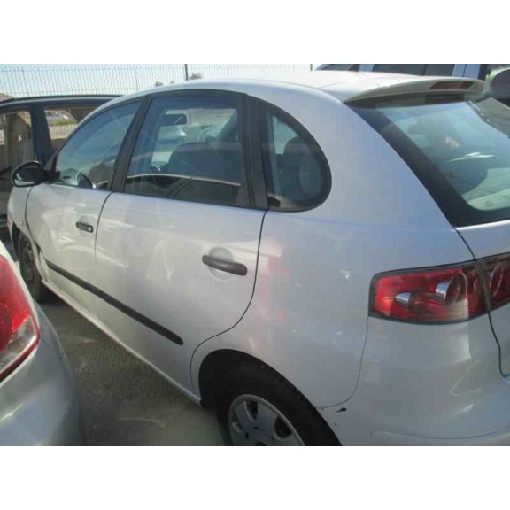 seat ibiza (6l1) del año 2003
