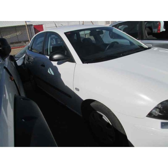 seat ibiza (6l1) del año 2003