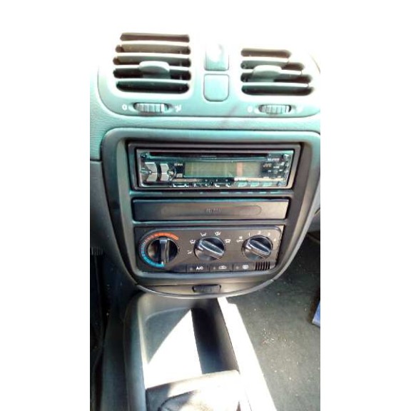 daewoo nubira berlina del año 1999