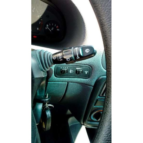 daewoo nubira berlina del año 1999