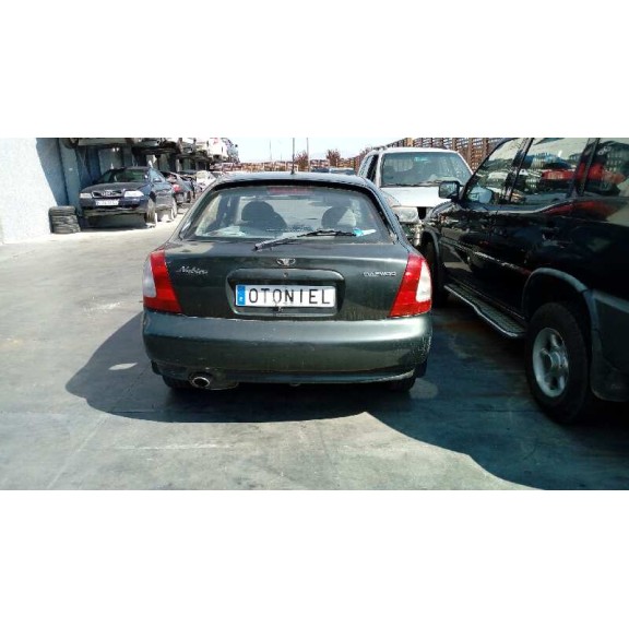 daewoo nubira berlina del año 1999