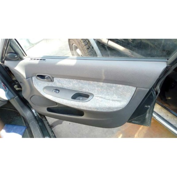 daewoo nubira berlina del año 1999
