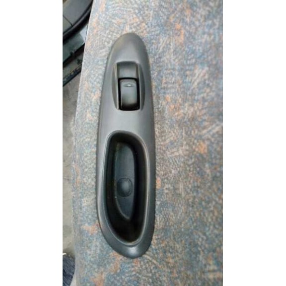 daewoo nubira berlina del año 1999