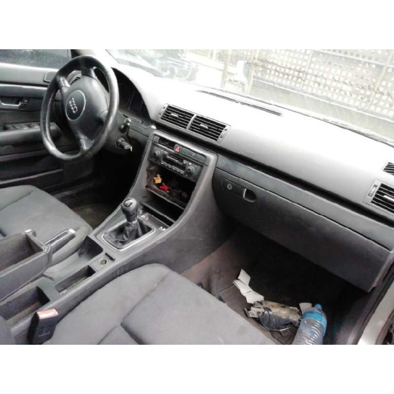 audi a4 berlina (8e) del año 2002
