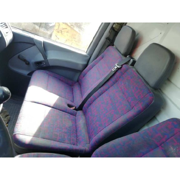 mercedes-benz vito (w638) caja cerrada del año 1999