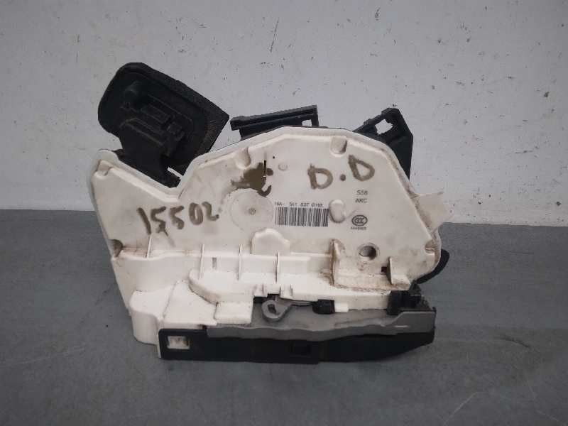Recambio de cerradura puerta delantera derecha para volkswagen golf vii lim. advance bluemotion tech. referencia OEM IAM 5K18370