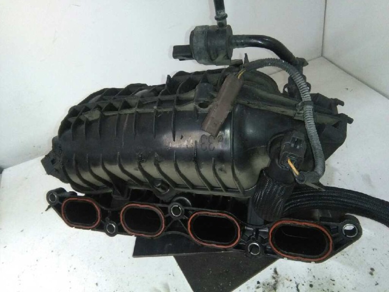 Recambio de colector admision para peugeot 207 confort referencia OEM IAM V754435580  